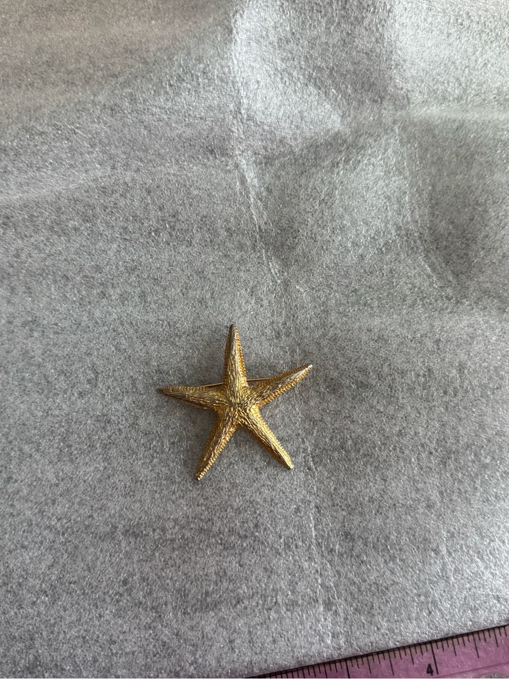 Vintage Gold Starfish Pin Brooch